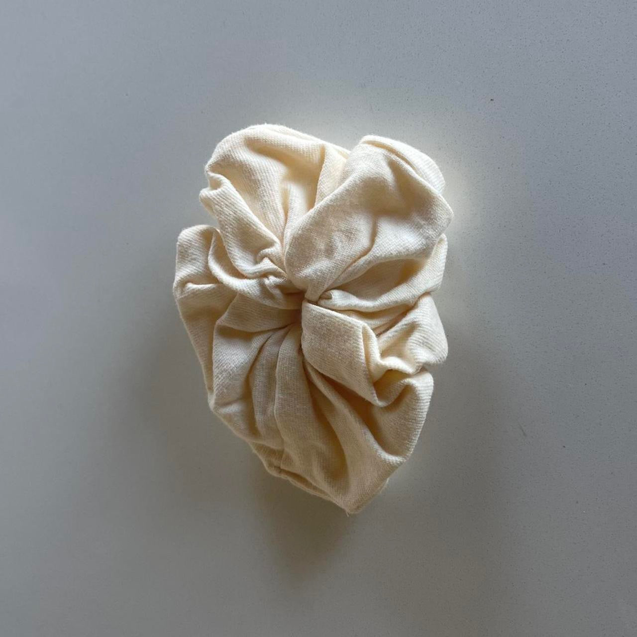 Vintage Hair Scrunchie in Cream - SHOP EZRA